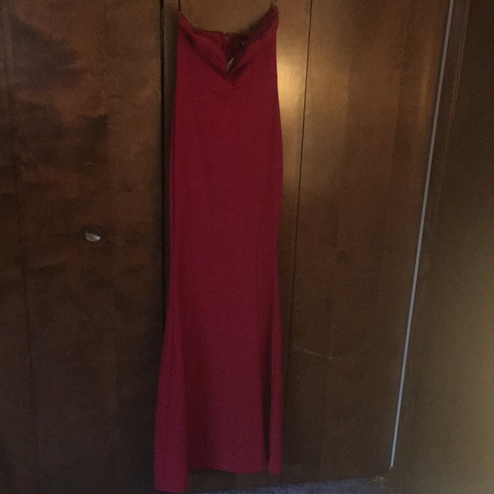 Mermaid wine colored dress!